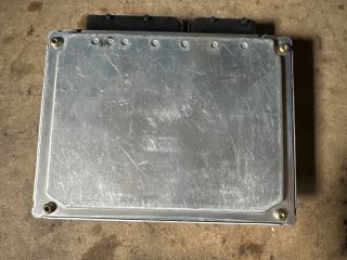 bontott AUDI A4 B6 Motorvezérlő