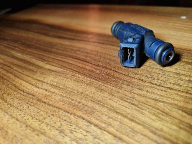 bontott AUDI A4 B6 Porlasztó (1 db)