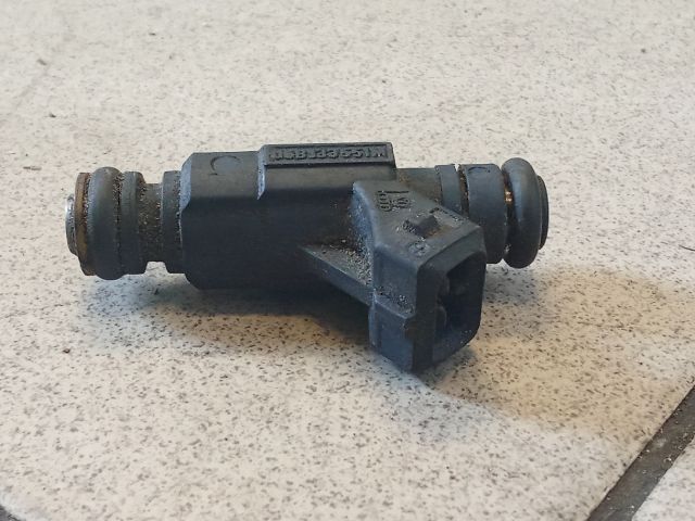 bontott AUDI A4 B6 Porlasztó (1 db)