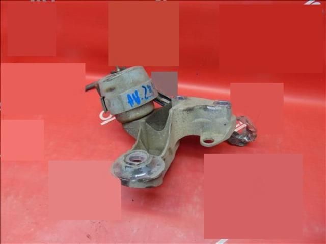 bontott AUDI A4 B6 Motor Tartó Bak (Fém)