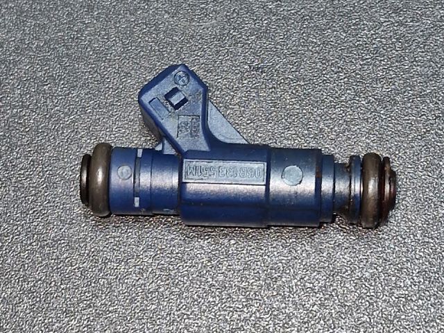 bontott AUDI A4 B6 Porlasztó (1 db)