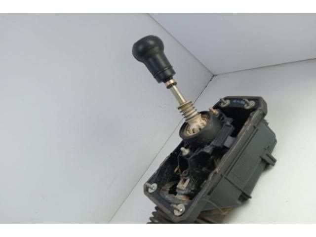 bontott AUDI A4 B6 Váltó Kulissza