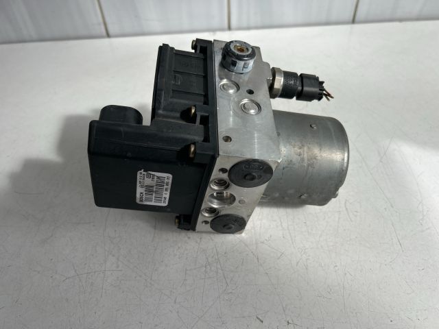 bontott AUDI A4 B6 ABS Kocka