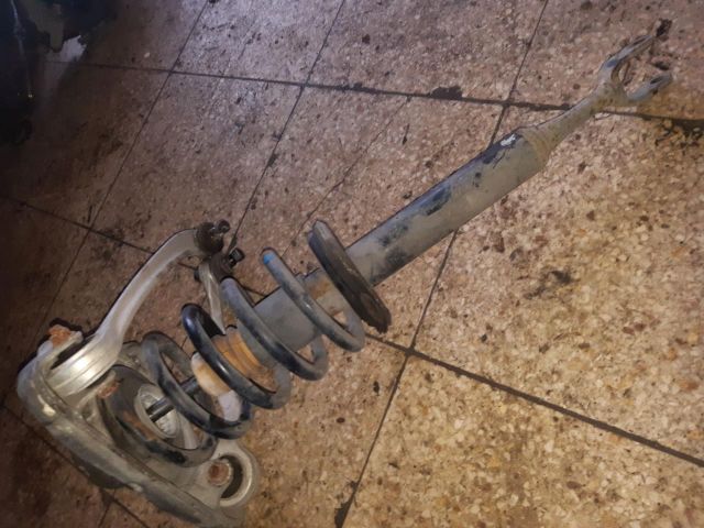 bontott AUDI A4 B6 Bal első Lengéscsillapító