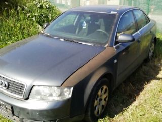 bontott AUDI A4 B6 Bal Féltengely