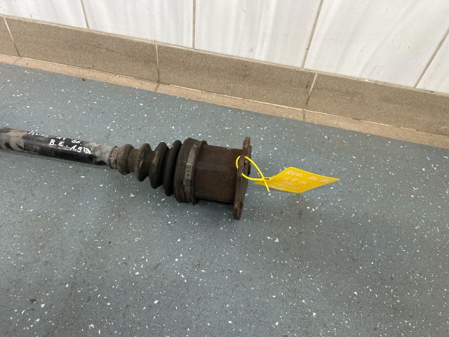 bontott AUDI A4 B6 Bal Féltengely