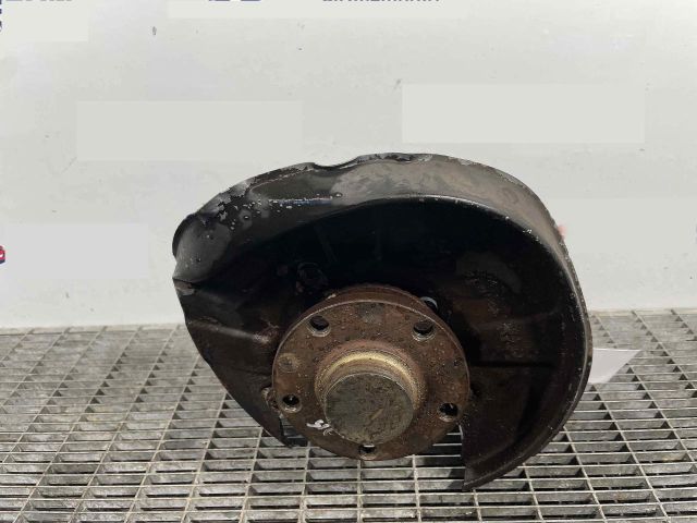 bontott AUDI A4 B6 Bal hátsó Csonkállvány