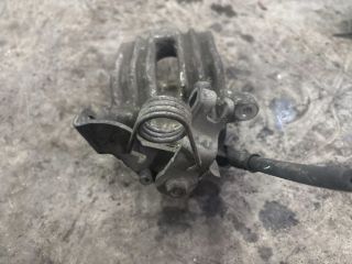 bontott AUDI A4 B6 Bal hátsó Féknyereg Munkahengerrel