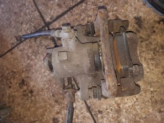 bontott AUDI A4 B6 Bal hátsó Féknyereg Munkahengerrel