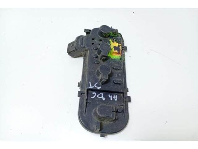 bontott AUDI A4 B6 Bal Hátsó Lámpa Foglalat