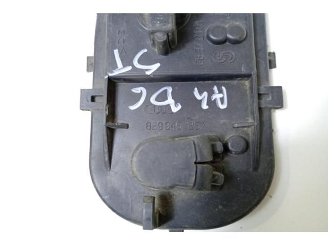 bontott AUDI A4 B6 Bal Hátsó Lámpa Foglalat