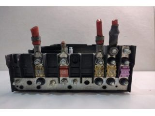 bontott AUDI A4 B6 Biztosítéktábla Motortér