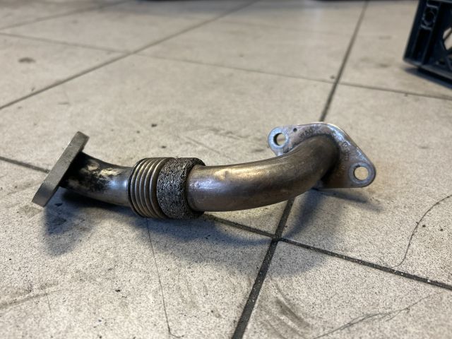 bontott AUDI A4 B6 EGR Hűtő Cső