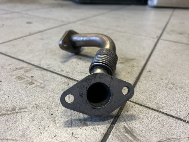 bontott AUDI A4 B6 EGR Hűtő Cső