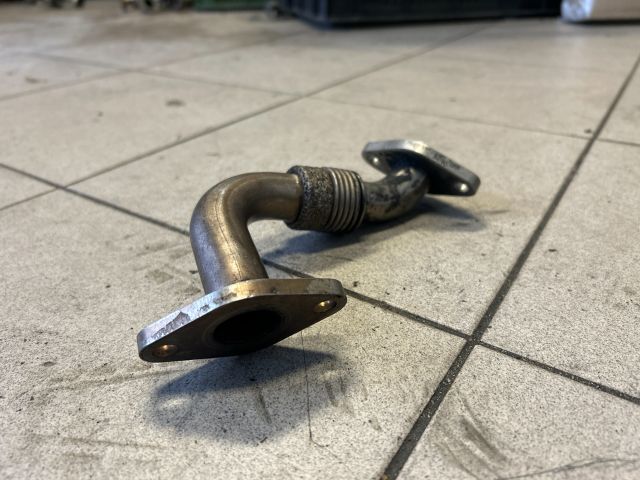 bontott AUDI A4 B6 EGR Hűtő Cső