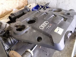 bontott AUDI A4 B6 Felső Motorburkolat