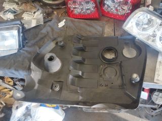 bontott AUDI A4 B6 Felső Motorburkolat