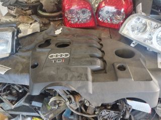 bontott AUDI A4 B6 Felső Motorburkolat