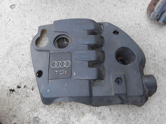bontott AUDI A4 B6 Felső Motorburkolat