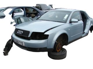 bontott AUDI A4 B6 Felső Vezérlés Burkolat