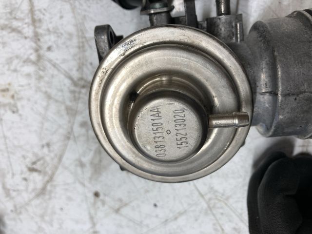 bontott AUDI A4 B6 Fojtószelep (Mechanikus)