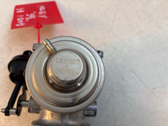 bontott AUDI A4 B6 Fojtószelep (Mechanikus)