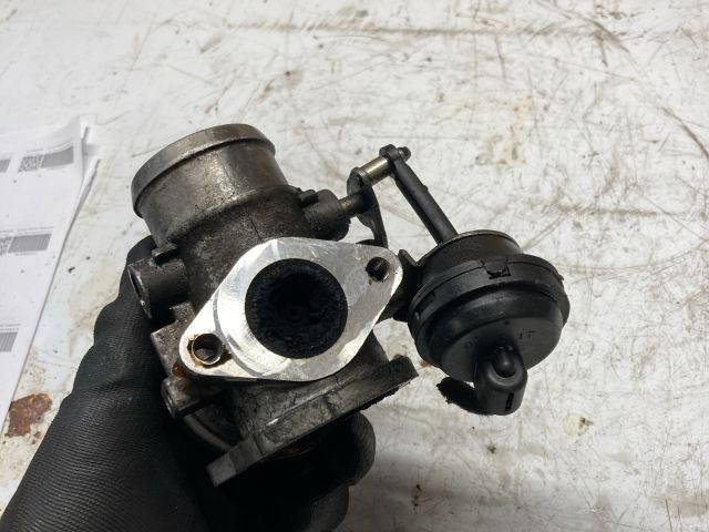 bontott AUDI A4 B6 Fojtószelep (Mechanikus)