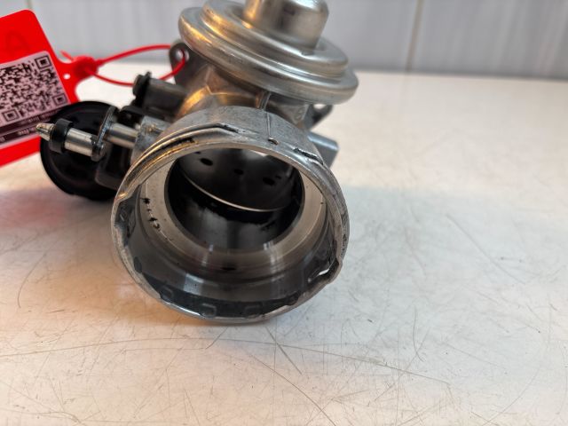 bontott AUDI A4 B6 Fojtószelep (Mechanikus)