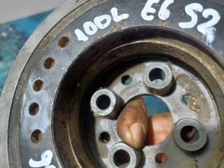 bontott AUDI A4 B6 Főtengely Szíjtárcsa