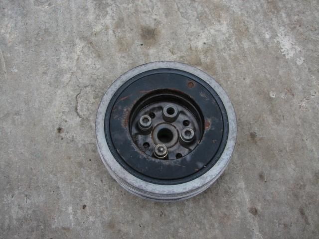 bontott AUDI A4 B6 Főtengely Szíjtárcsa