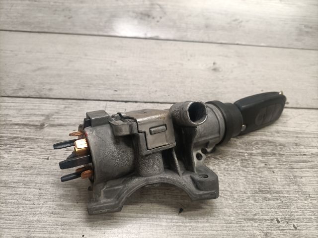 bontott AUDI A4 B6 Gyújtáskapcsoló