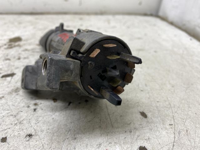 bontott AUDI A4 B6 Gyújtáskapcsoló