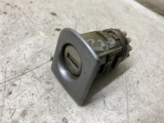 bontott AUDI A4 B6 Gyújtáskapcsoló