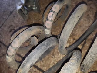 bontott AUDI A4 B6 Hátsó Rugó Pár