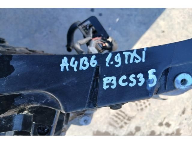 bontott AUDI A4 B6 Homlokfal (Üres lemez)