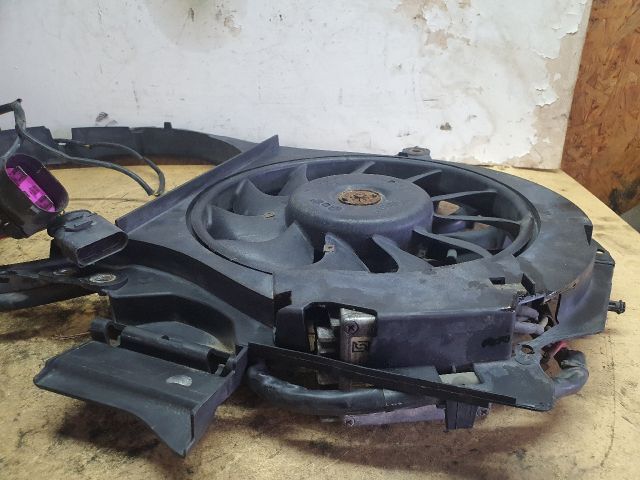 bontott AUDI A4 B6 Hűtőventilátor