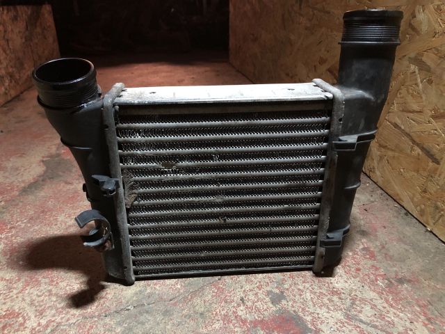 bontott AUDI A4 B6 Intercooler