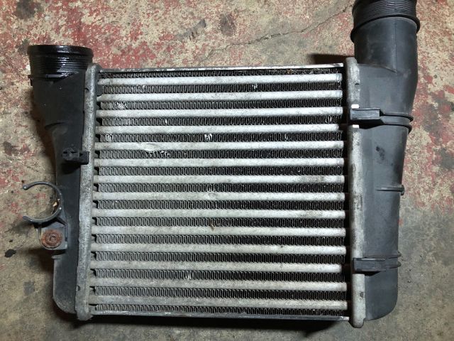 bontott AUDI A4 B6 Intercooler