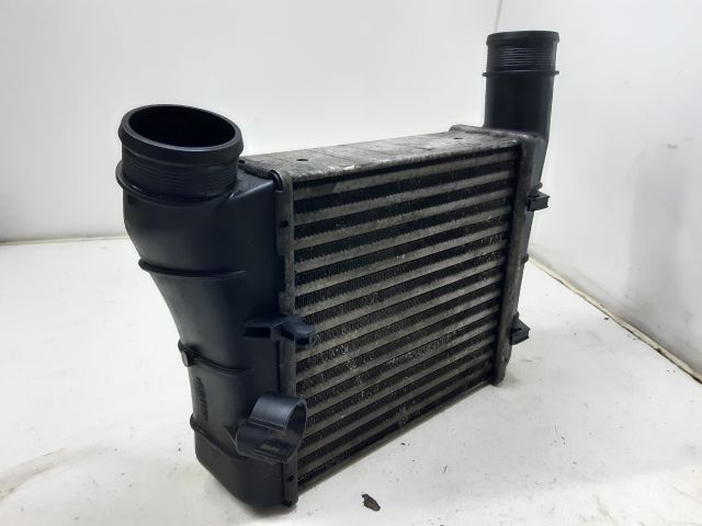 bontott AUDI A4 B6 Intercooler