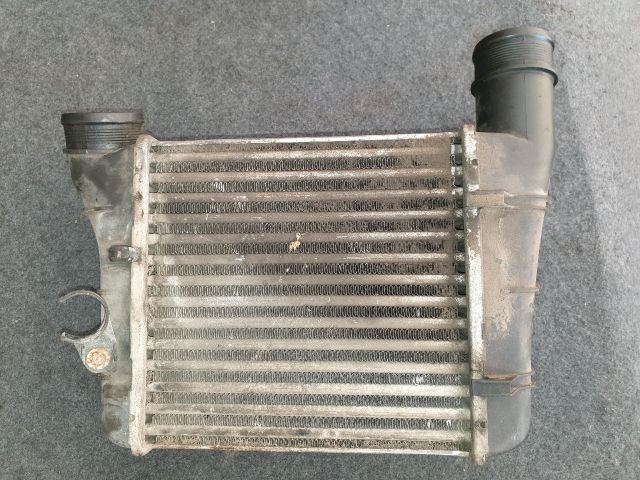 bontott AUDI A4 B6 Intercooler