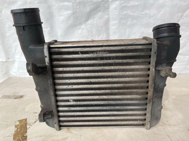 bontott AUDI A4 B6 Intercooler