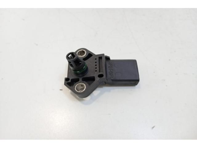 bontott AUDI A4 B6 Jeladó (Magában)