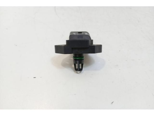 bontott AUDI A4 B6 Jeladó (Magában)