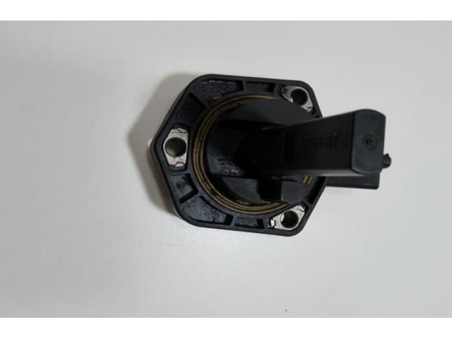 bontott AUDI A4 B6 Jeladó (Magában)