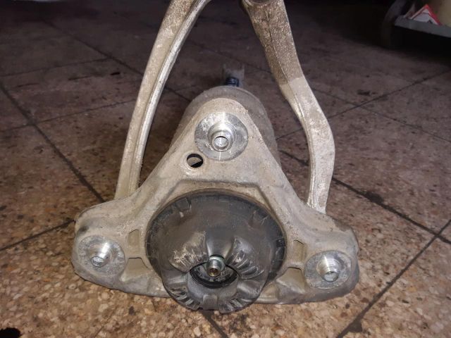 bontott AUDI A4 B6 Jobb első Lengéscsillapító