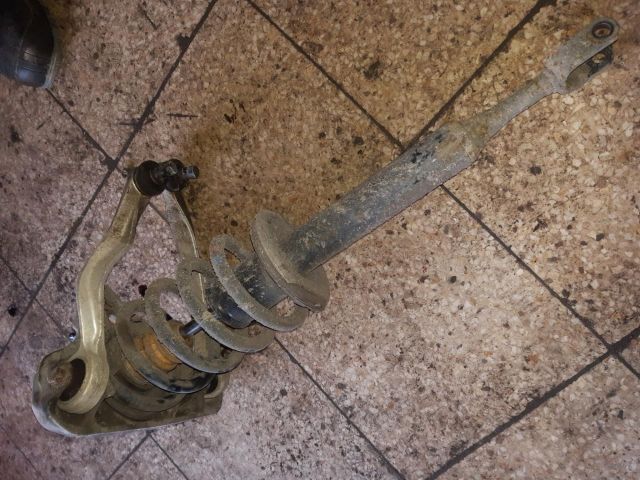 bontott AUDI A4 B6 Jobb első Lengéscsillapító