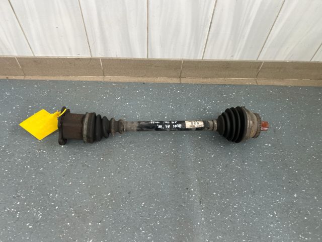 bontott AUDI A4 B6 Jobb Féltengely