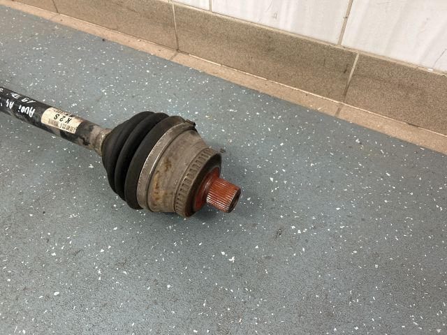 bontott AUDI A4 B6 Jobb Féltengely