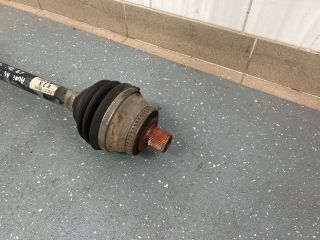 bontott AUDI A4 B6 Jobb Féltengely