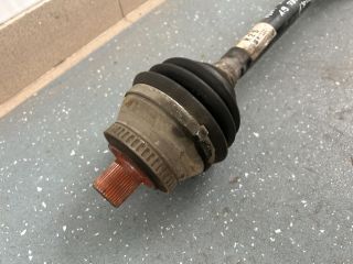 bontott AUDI A4 B6 Jobb Féltengely